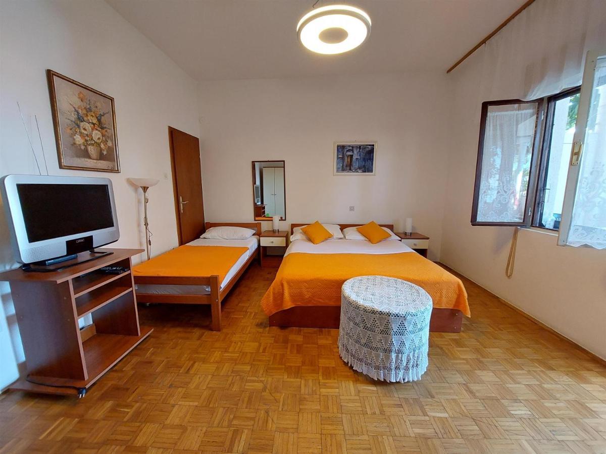 Apartments Faran Криквеница Екстериор снимка