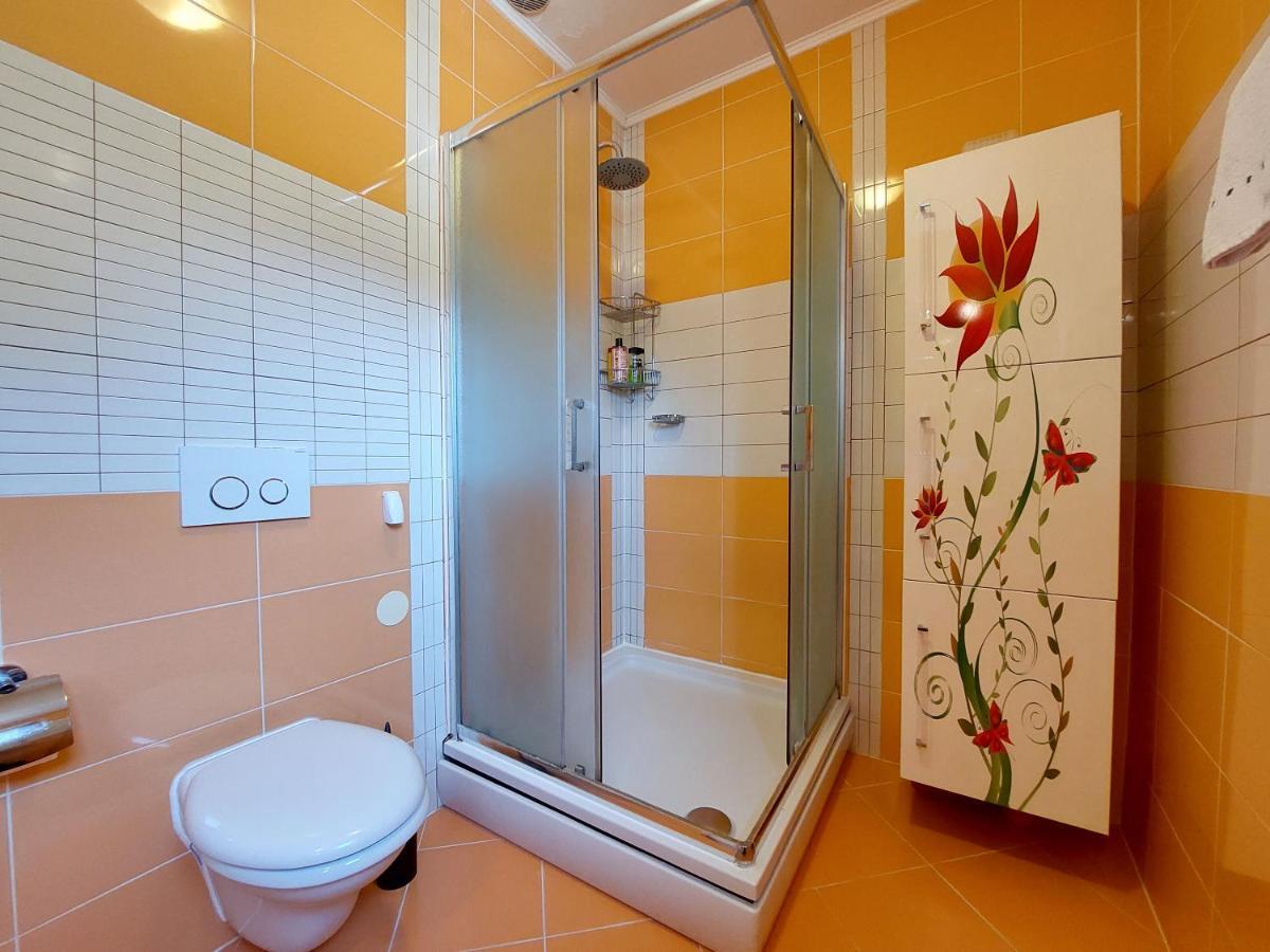 Apartments Faran Криквеница Екстериор снимка