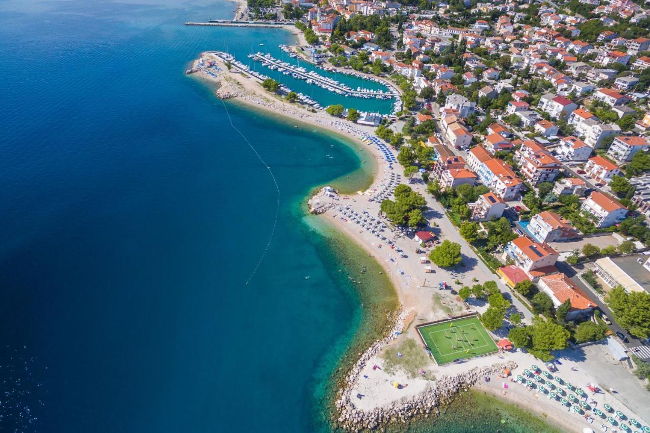 Apartments Faran Криквеница Екстериор снимка
